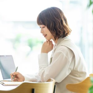 【ライブ】2026年9月18日(金) 20時00分～　【全３回】「本当の私に還る」〜脳科学×心理学で、自分らしい人生を取り戻す講座　■ 第1回 頑張ってきたのに、なぜ満たされないのか 〜脳と心から読み解く「今の私」〜